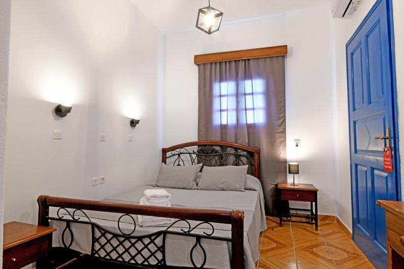 פריסה Lunar Santorini Hotel מראה חיצוני תמונה